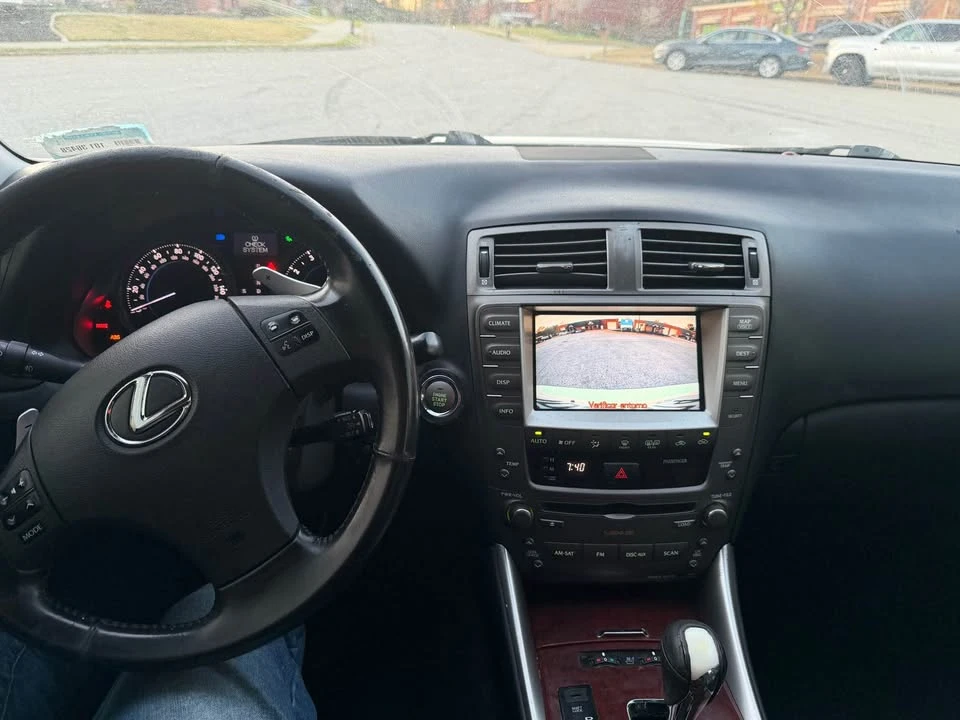 2007 Lexus IS 2nd Gen - Image 11 of 12