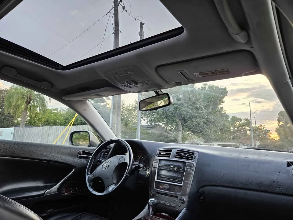 2007 Lexus IS 2nd Gen - Image 14 of 20