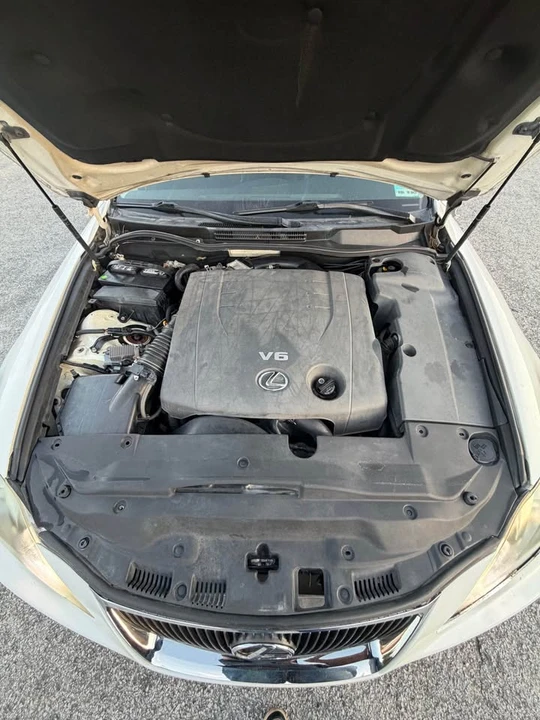 2007 Lexus IS 2nd Gen - Image 2 of 12