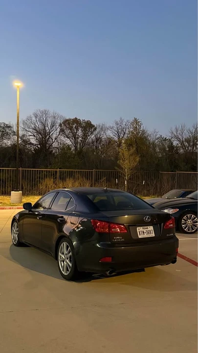 2007 Lexus IS 2nd Gen - Image 6 of 10