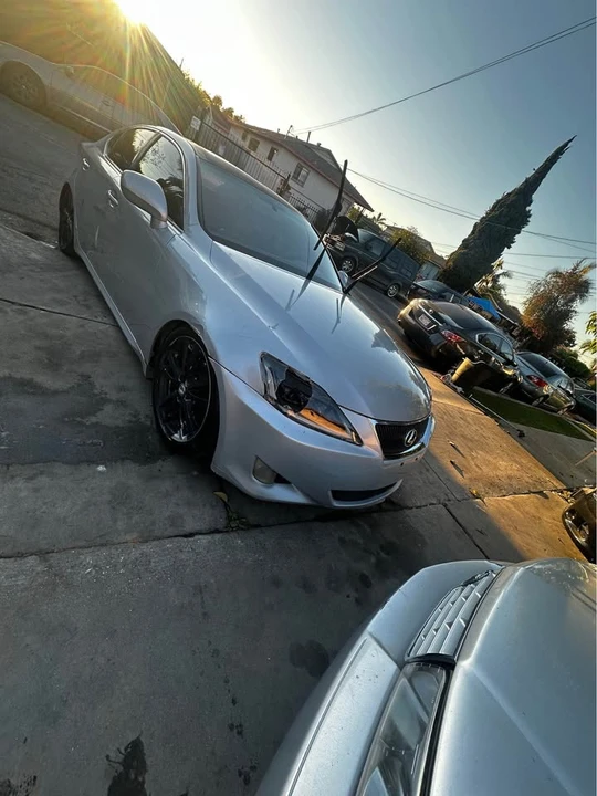2007 Lexus IS 2nd Gen - Image 3 of 8