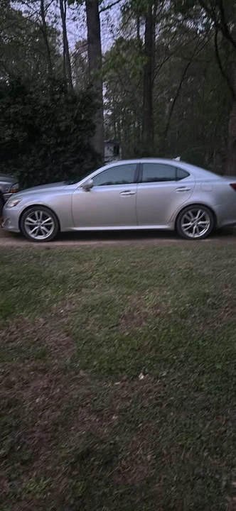 2007 Lexus IS 2nd Gen - Image 2 of 4