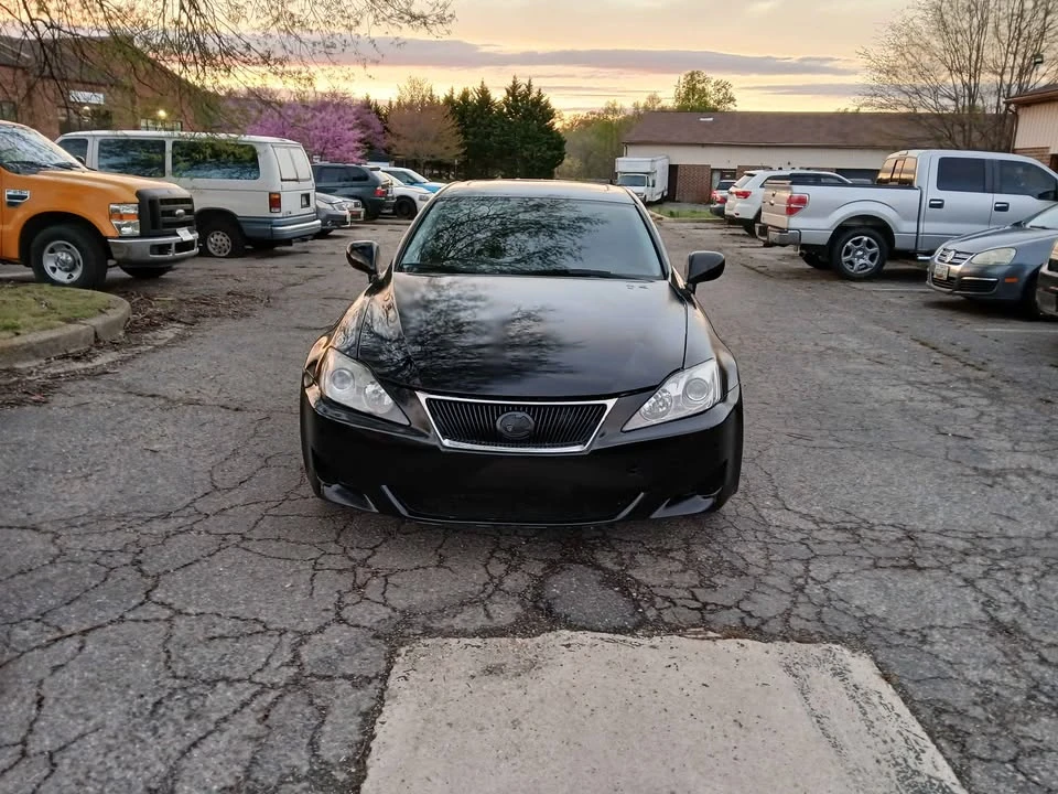 2007 Lexus IS 2nd Gen - Image 2 of 9