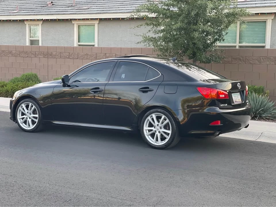 2007 Lexus IS 2nd Gen - Image 3 of 18