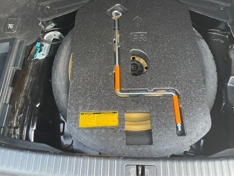 2007 Lexus IS 2nd Gen - Image 16 of 18