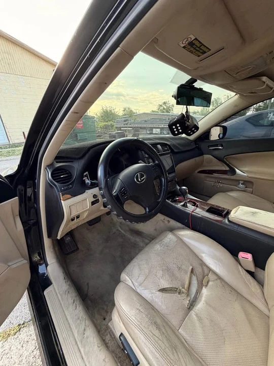 2007 Lexus IS 2nd Gen - Image 6 of 10