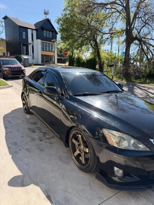 2007 Lexus IS 2nd Gen - Image 2 of 10