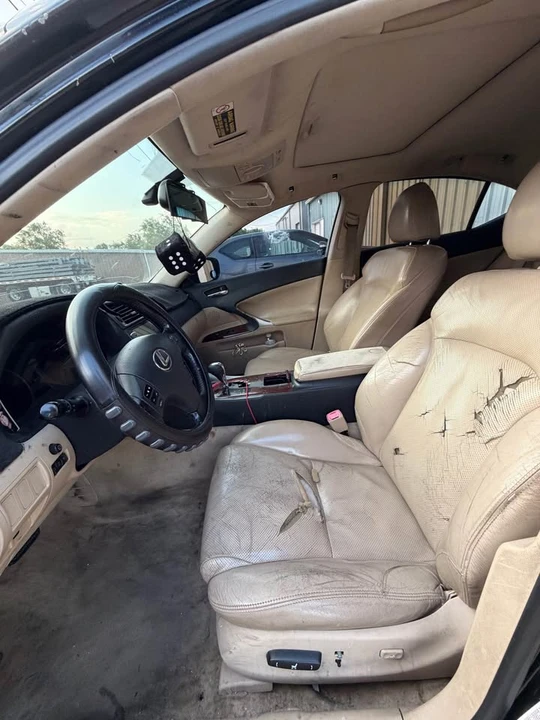 2007 Lexus IS 2nd Gen - Image 7 of 10