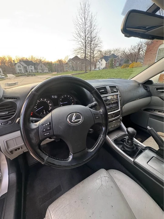 2007 Lexus IS 2nd Gen - Image 10 of 11