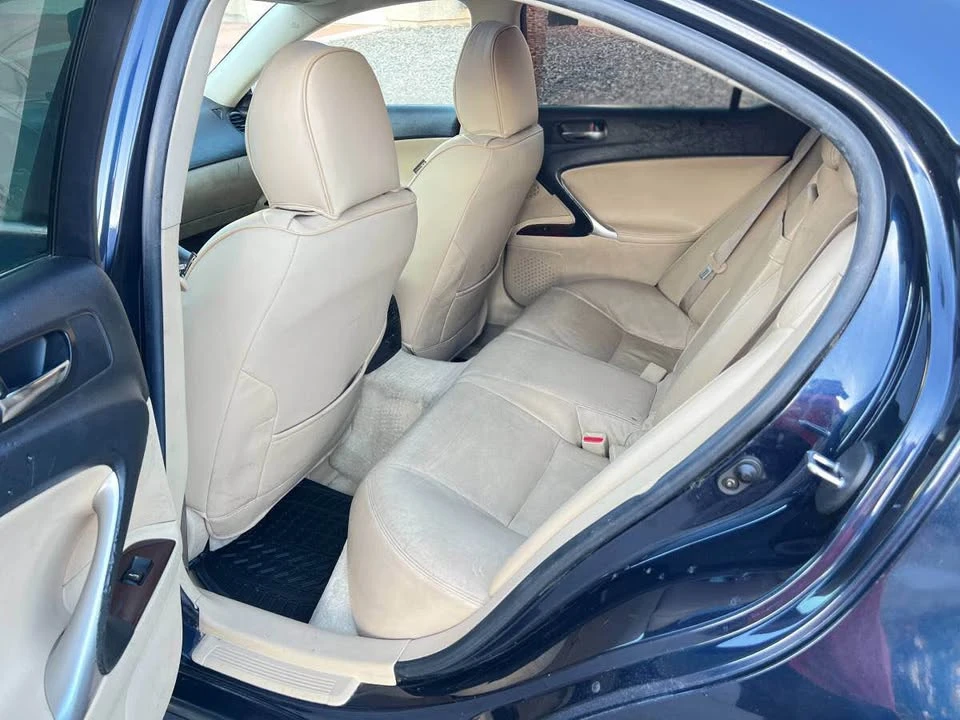 2007 Lexus IS 2nd Gen - Image 17 of 20