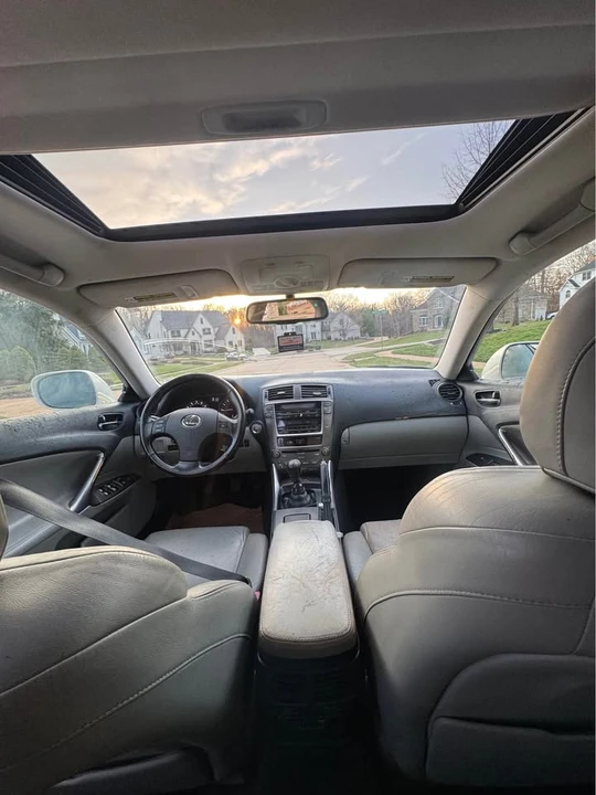 2007 Lexus IS 2nd Gen - Image 6 of 11