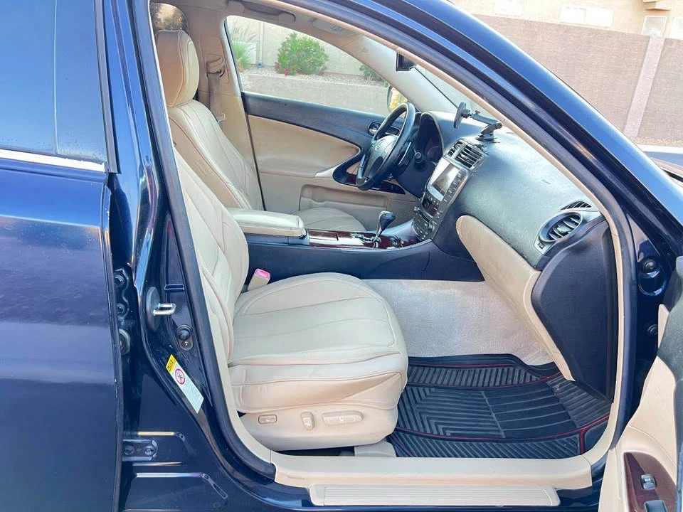 2007 Lexus IS 2nd Gen - Image 15 of 20