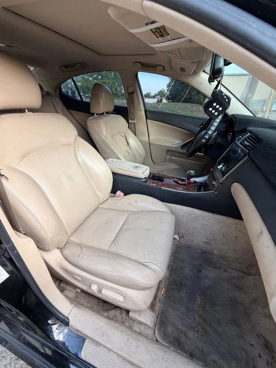 2007 Lexus IS 2nd Gen - Image 8 of 10