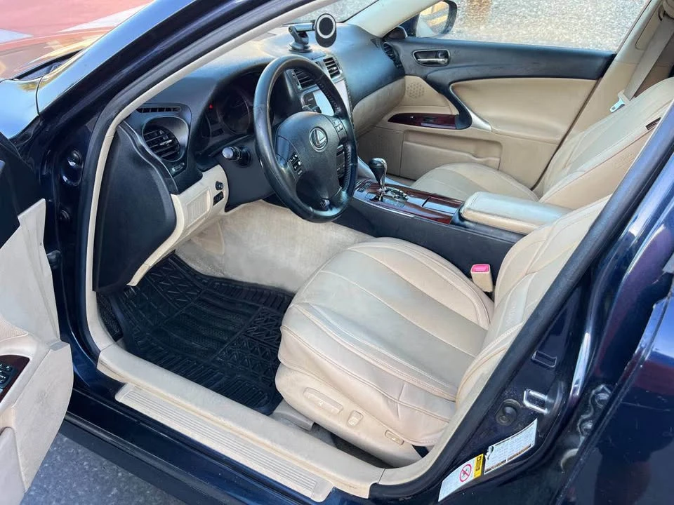 2007 Lexus IS 2nd Gen - Image 12 of 20