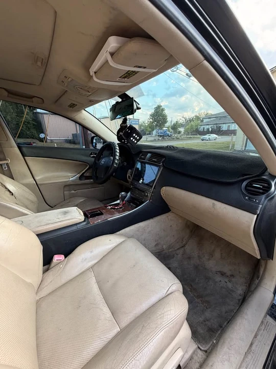 2007 Lexus IS 2nd Gen - Image 9 of 10