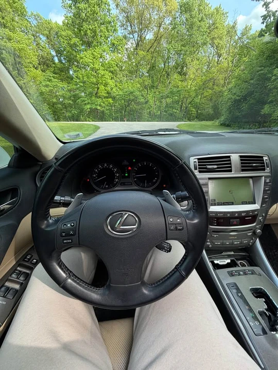 2007 Lexus IS 2nd Gen - Image 10 of 13