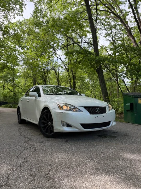 2007 Lexus IS 2nd Gen - Image 2 of 13