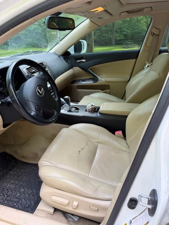 2007 Lexus IS 2nd Gen - Image 8 of 13