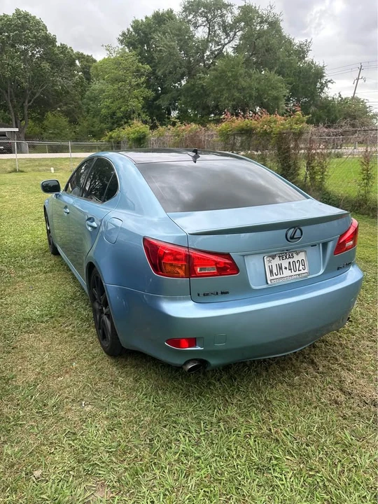 2007 Lexus IS 2nd Gen - Image 12 of 19