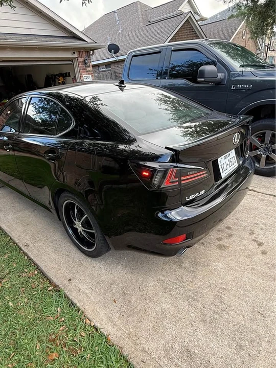 2007 Lexus IS 2nd Gen - Image 6 of 7