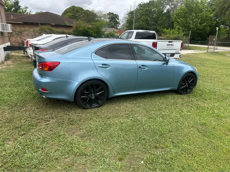 2007 Lexus IS 2nd Gen - Image 10 of 19