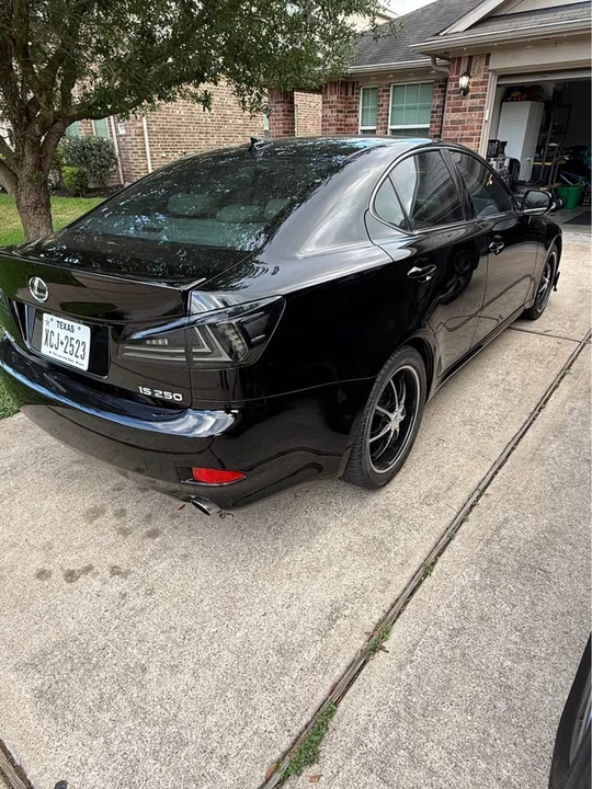 2007 Lexus IS 2nd Gen - Image 5 of 7