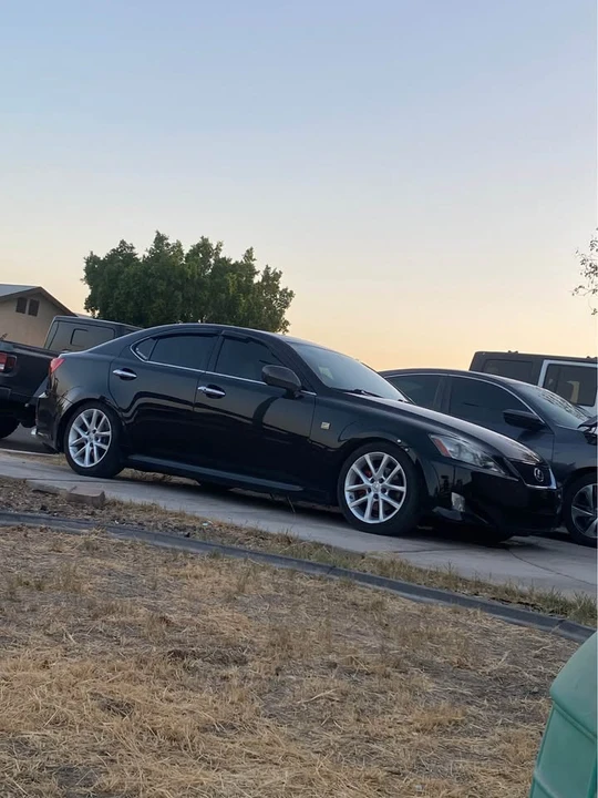 2007 Lexus IS 2nd Gen - Image 2 of 8
