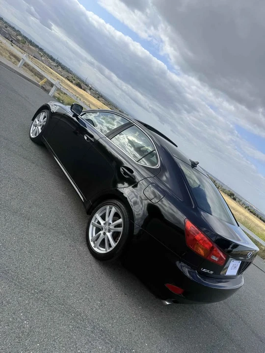 2007 Lexus IS 2nd Gen - Image 5 of 5