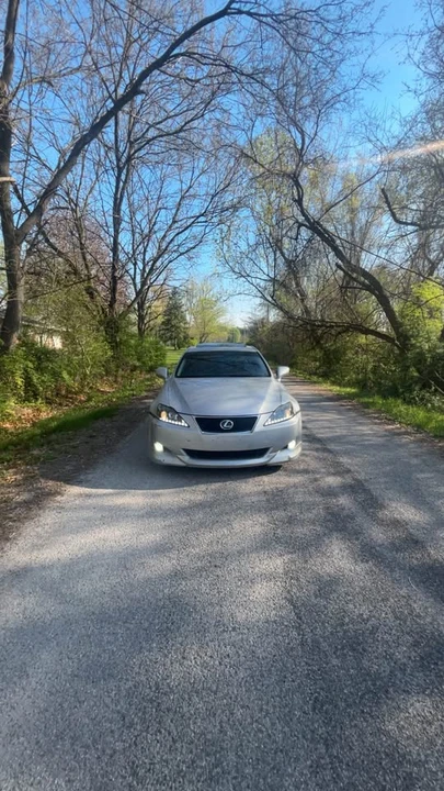 2007 Lexus IS 2nd Gen - Image 10 of 14