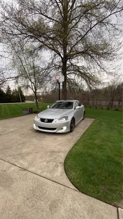 2007 Lexus IS 2nd Gen - Image 12 of 14