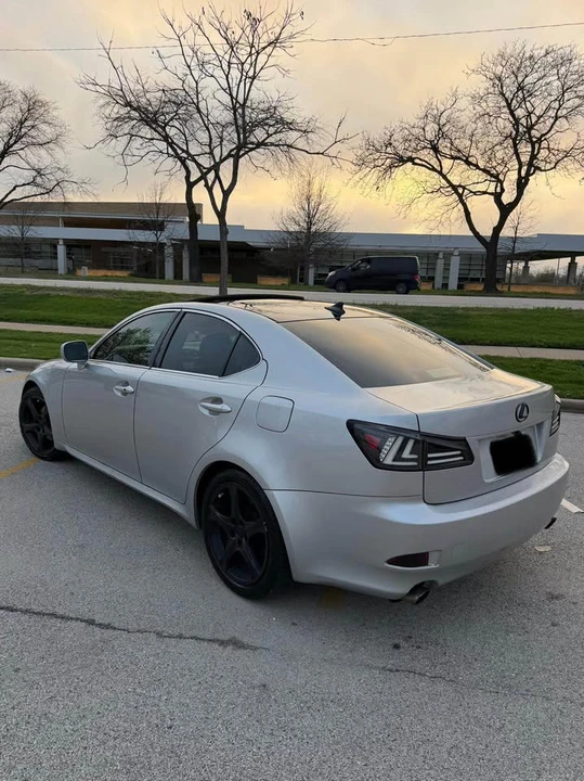 2007 Lexus IS 2nd Gen - Image 3 of 16