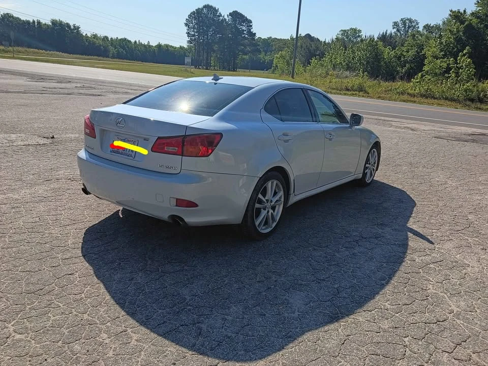 2007 Lexus IS 2nd Gen - Image 3 of 5