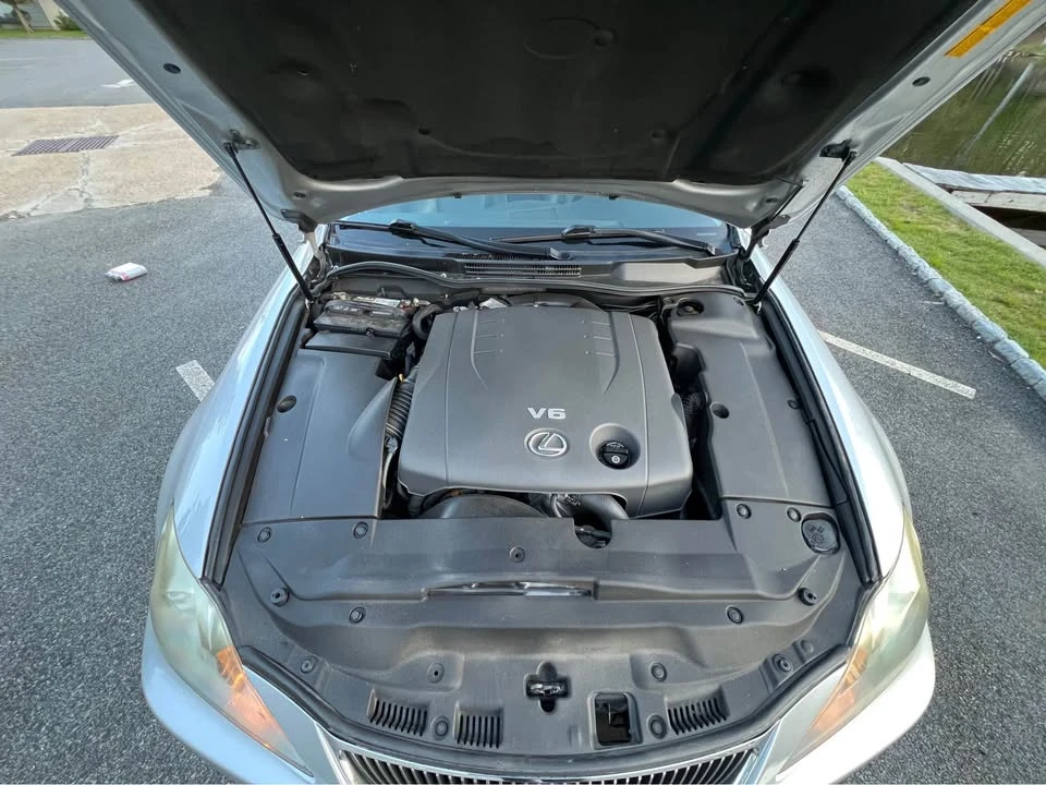 2007 Lexus IS 2nd Gen - Image 19 of 20