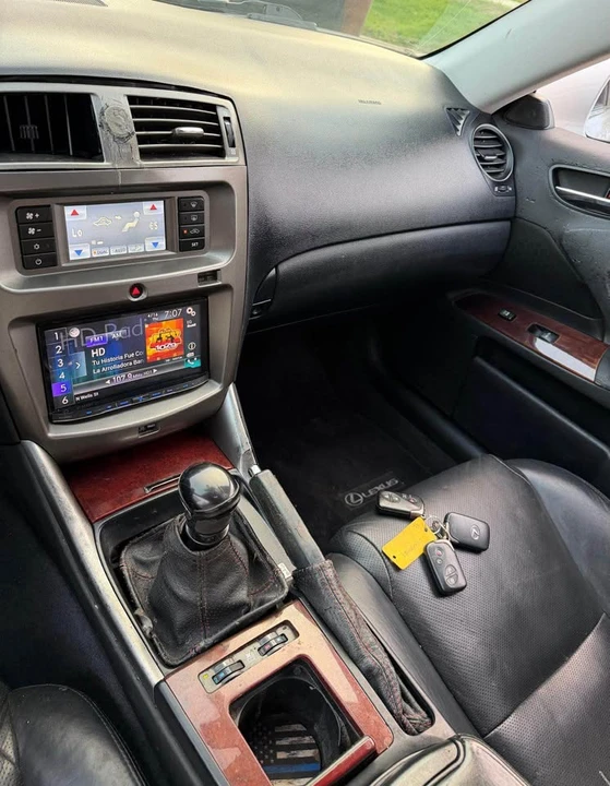 2007 Lexus IS 2nd Gen - Image 10 of 16