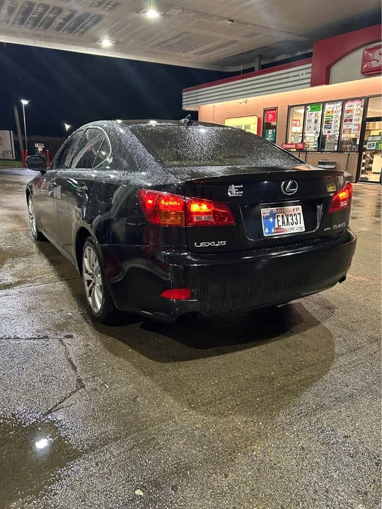 2007 Lexus IS 2nd Gen - Image 2 of 6