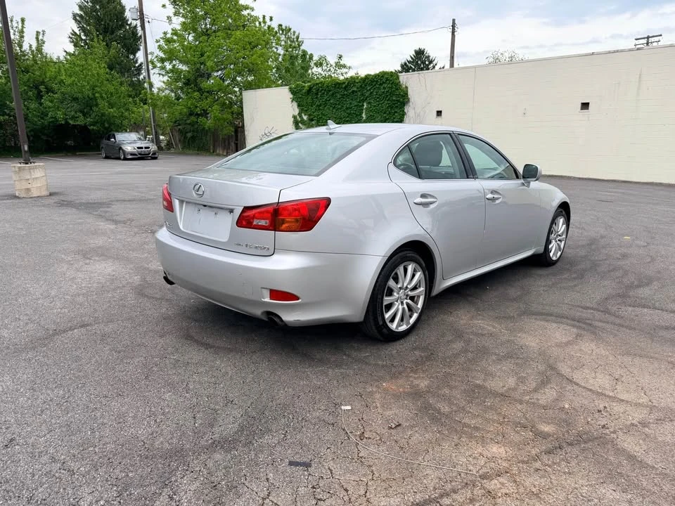 2007 Lexus IS 2nd Gen - Image 6 of 12