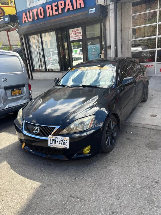 2007 Lexus IS 2nd Gen - Image 4 of 10