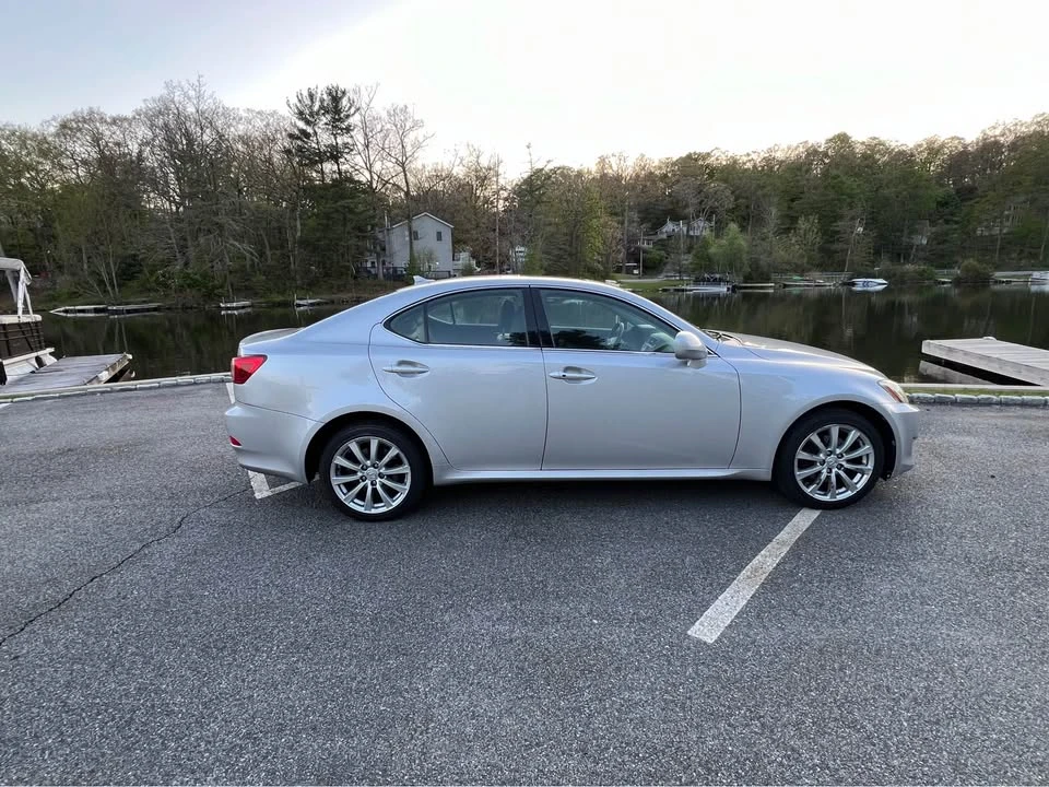 2007 Lexus IS 2nd Gen - Image 3 of 20
