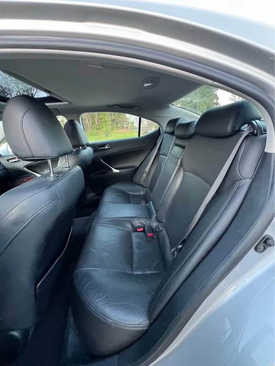 2007 Lexus IS 2nd Gen - Image 14 of 20