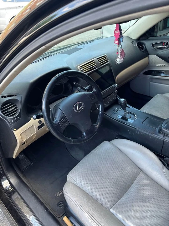 2007 Lexus IS 2nd Gen - Image 5 of 10
