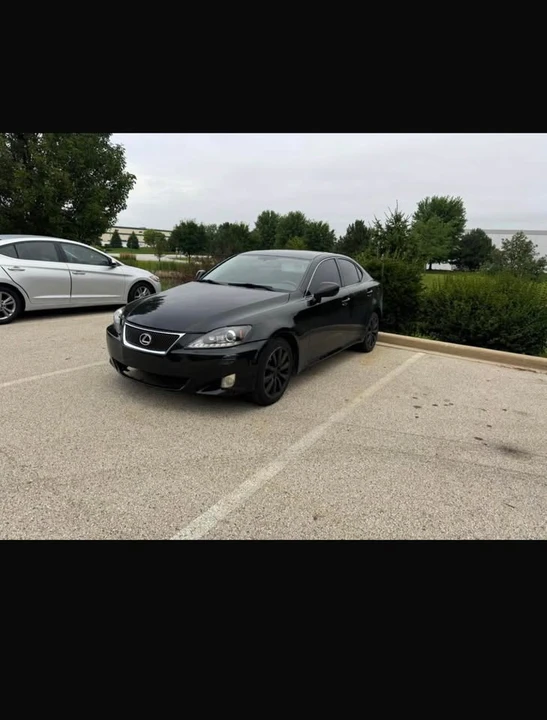 2007 Lexus IS 2nd Gen - Image 2 of 4