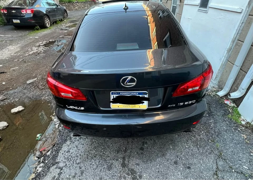 2007 Lexus IS 2nd Gen - Image 2 of 9