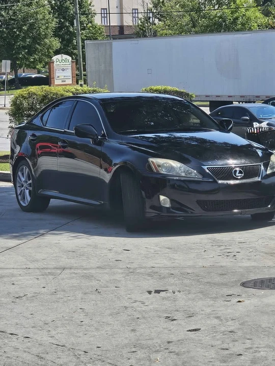 2007 Lexus IS 2nd Gen - Image 2 of 11