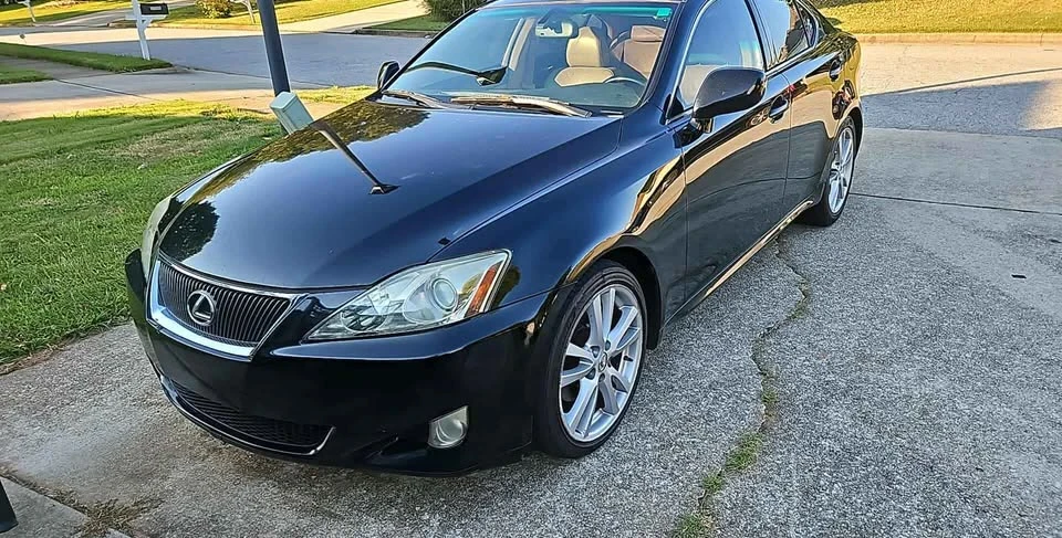 2007 Lexus IS 2nd Gen - Image 3 of 11