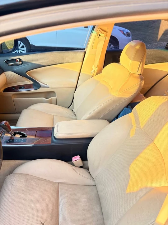 2007 Lexus IS 2nd Gen - Image 4 of 8
