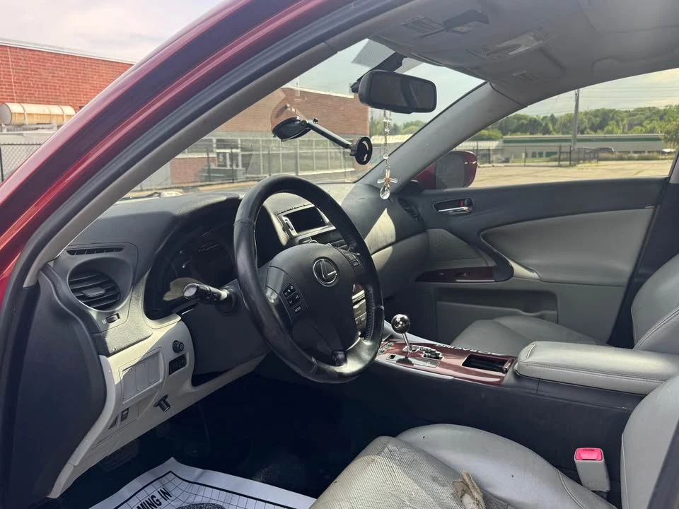 2007 Lexus IS 2nd Gen - Image 6 of 13