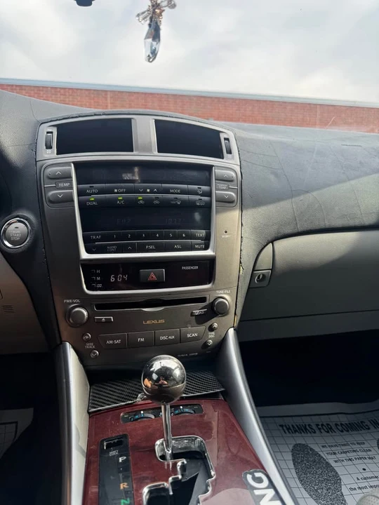 2007 Lexus IS 2nd Gen - Image 12 of 13