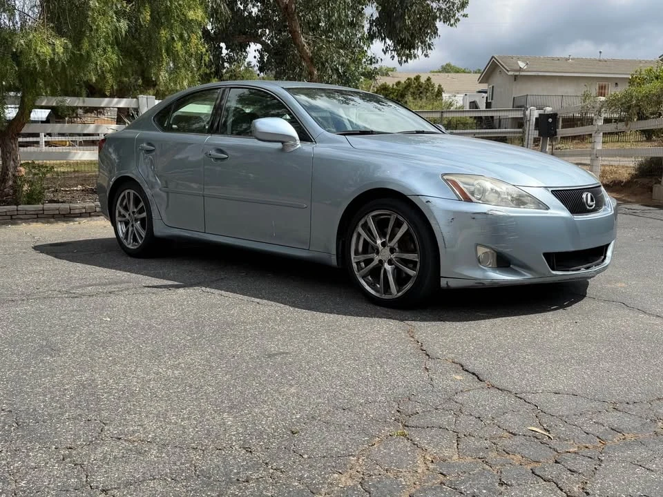 2007 Lexus IS 2nd Gen - Image 4 of 9