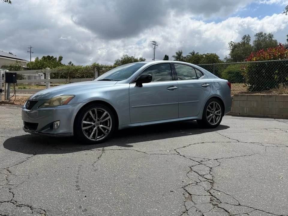 2007 Lexus IS 2nd Gen - Image 2 of 9