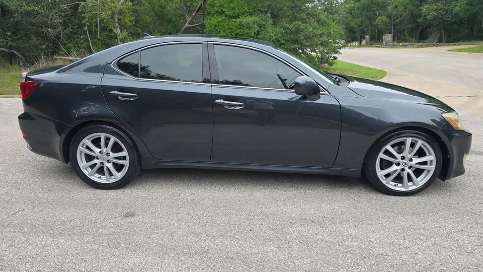 2007 Lexus IS 2nd Gen - Image 7 of 14